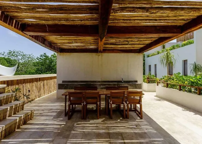 Jungle Luxury In Private Residential Area & Stunning Rooftop By Stella